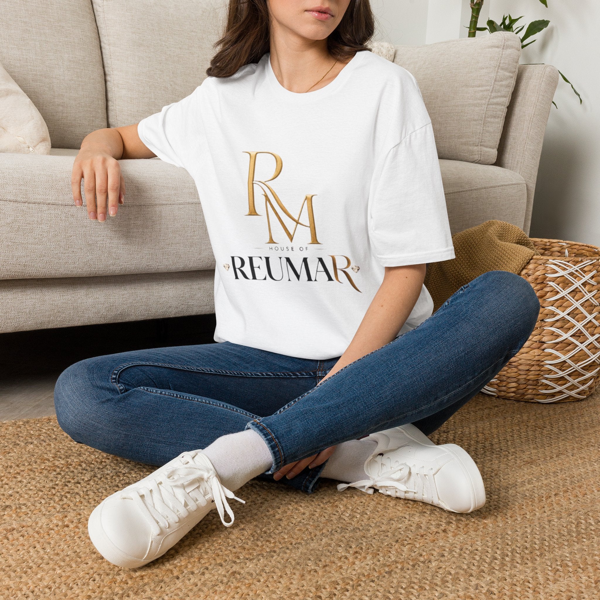 Monogram RM Gold Tee — Elegant Initials T-Shirt